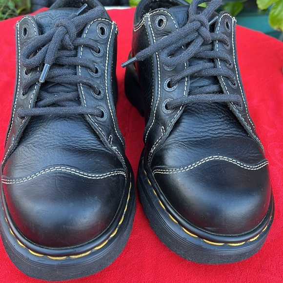 🏴󠁧󠁢󠁥󠁮󠁧󠁿 Dr. Martens MIE Chunky Black Cap Toe Oxfords UK 6 - Picture 11 of 17